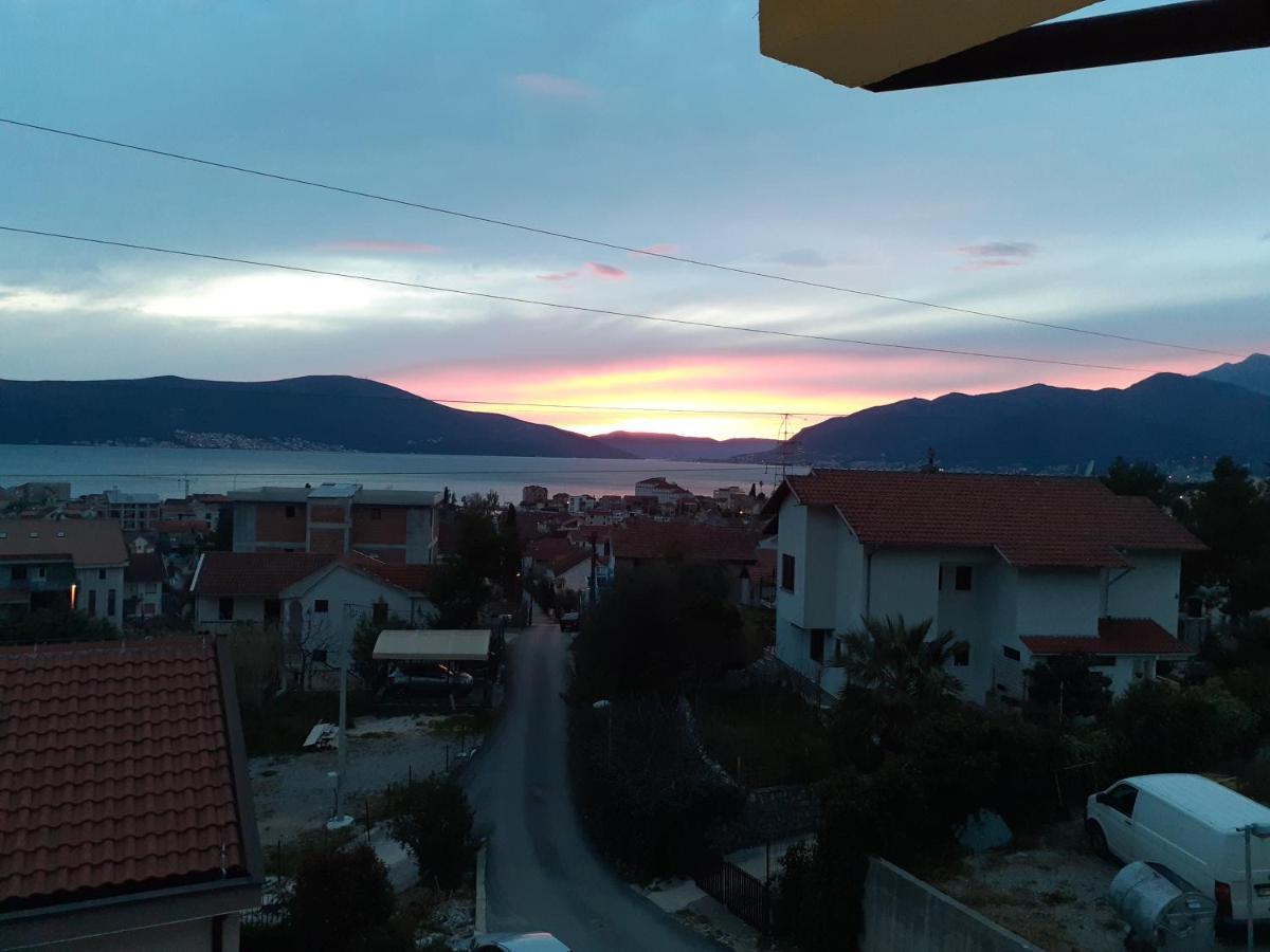 Apartmani Irena Tivat Exterior foto